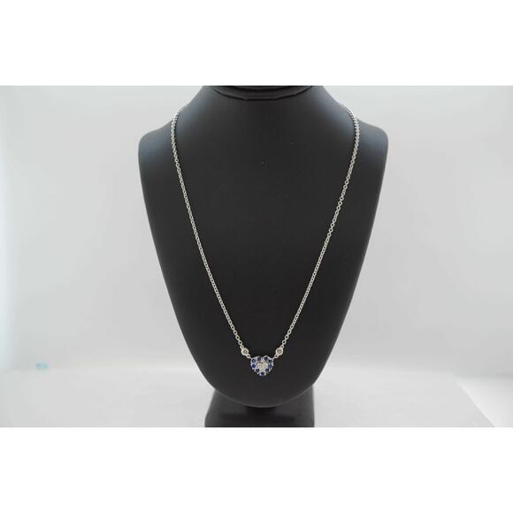 18k White Gold Sapphire Heart Pendant Charm Necklace Estate Sale